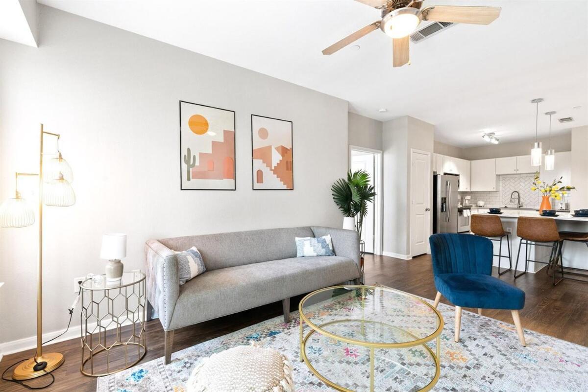 شقة Modern 2B Near Downtown With Pool And Cozy King Beds أوستن المظهر الخارجي الصورة