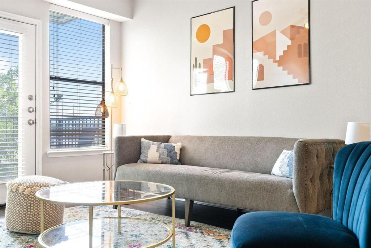 شقة Modern 2B Near Downtown With Pool And Cozy King Beds أوستن المظهر الخارجي الصورة